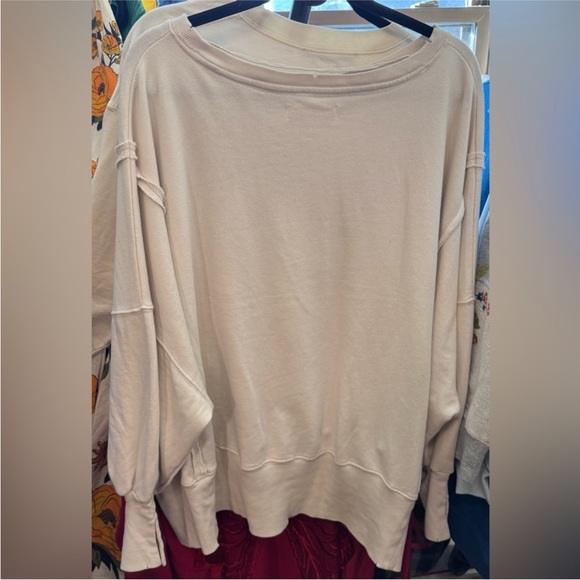 NWOT Free People We The Free Graphic Camden Pullover- highland cow combo - Large - Picture 10 of 10